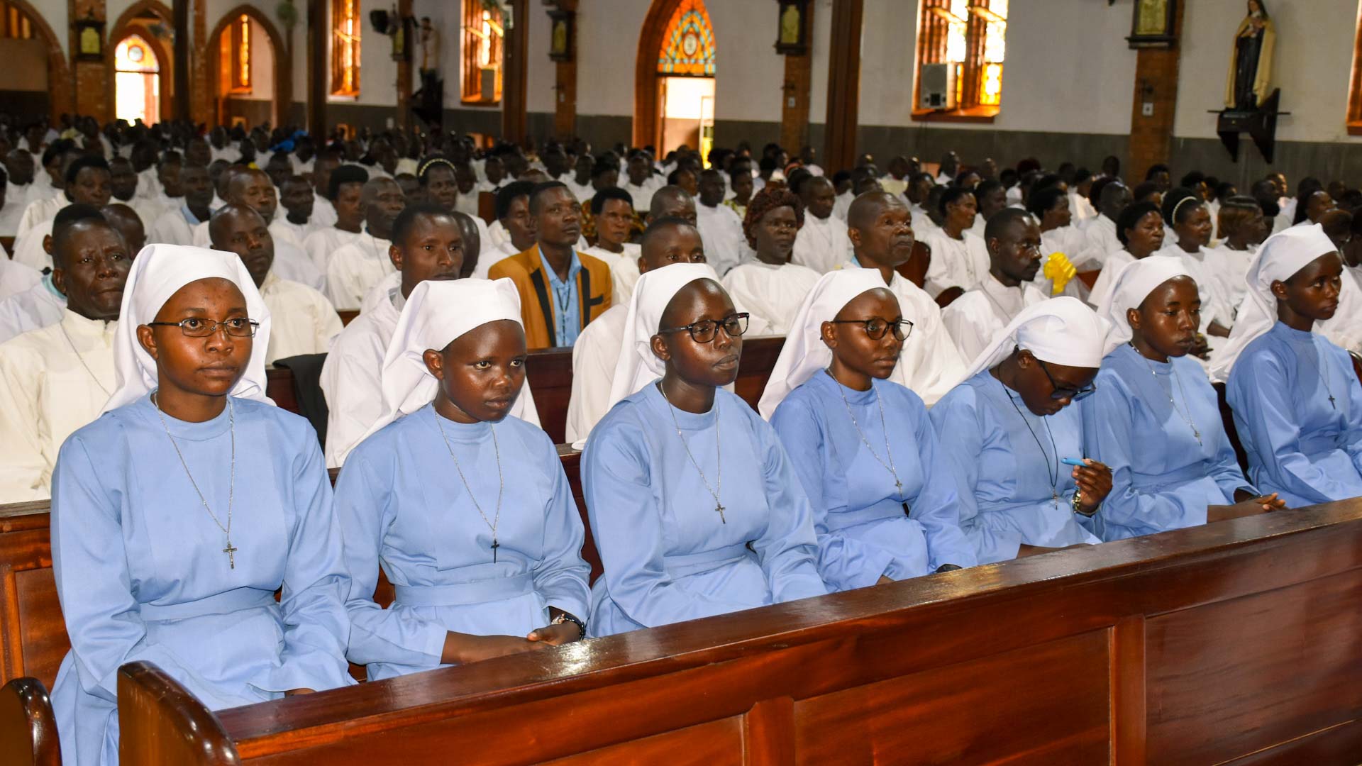 Noviciates during mass