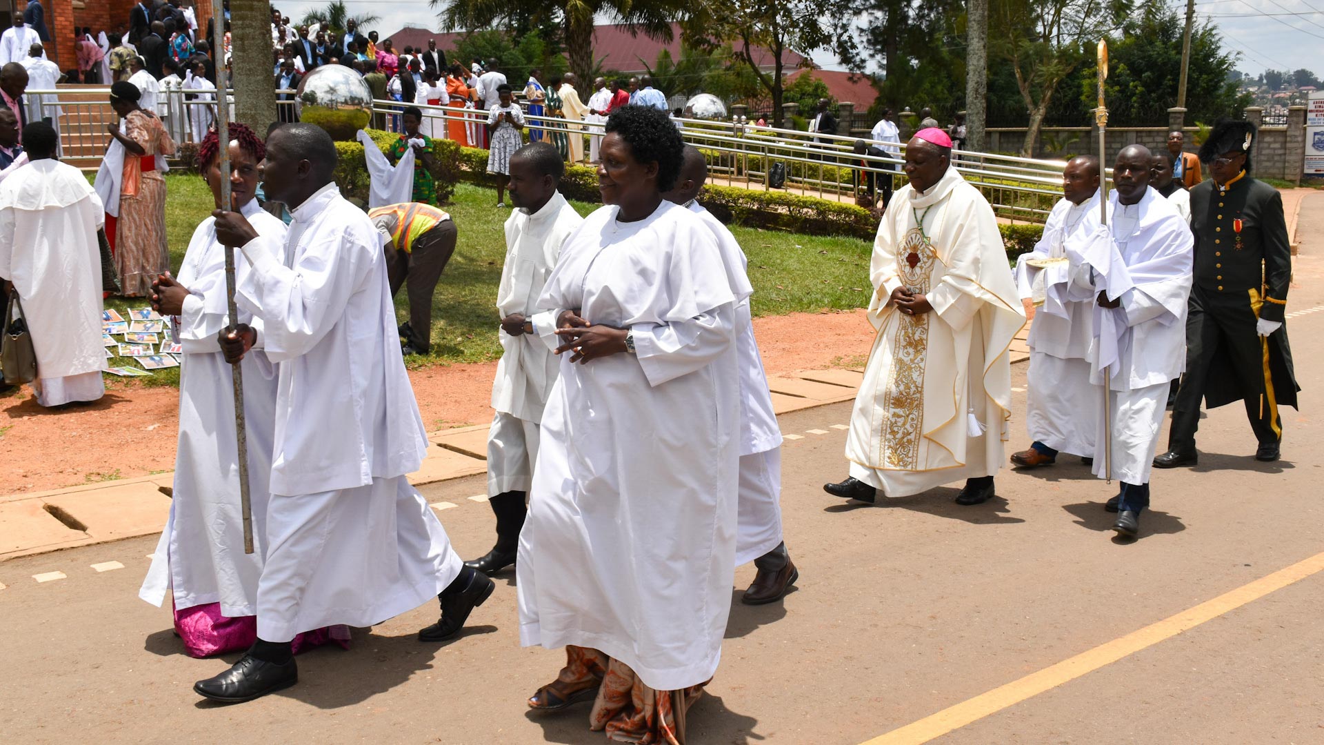 Procession to the Curia